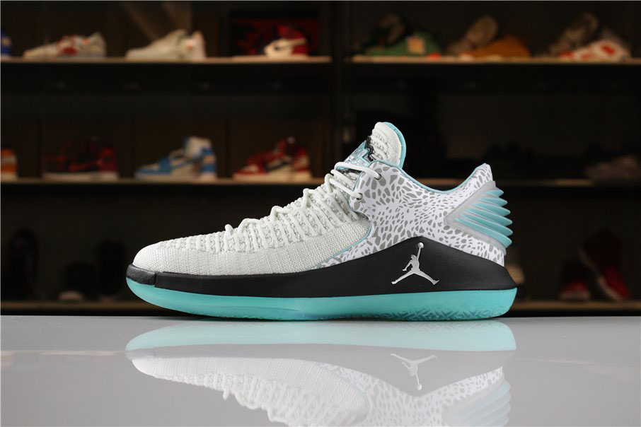 2020 Air Jordan 32 XXXII Low Hyper Jade For Sale