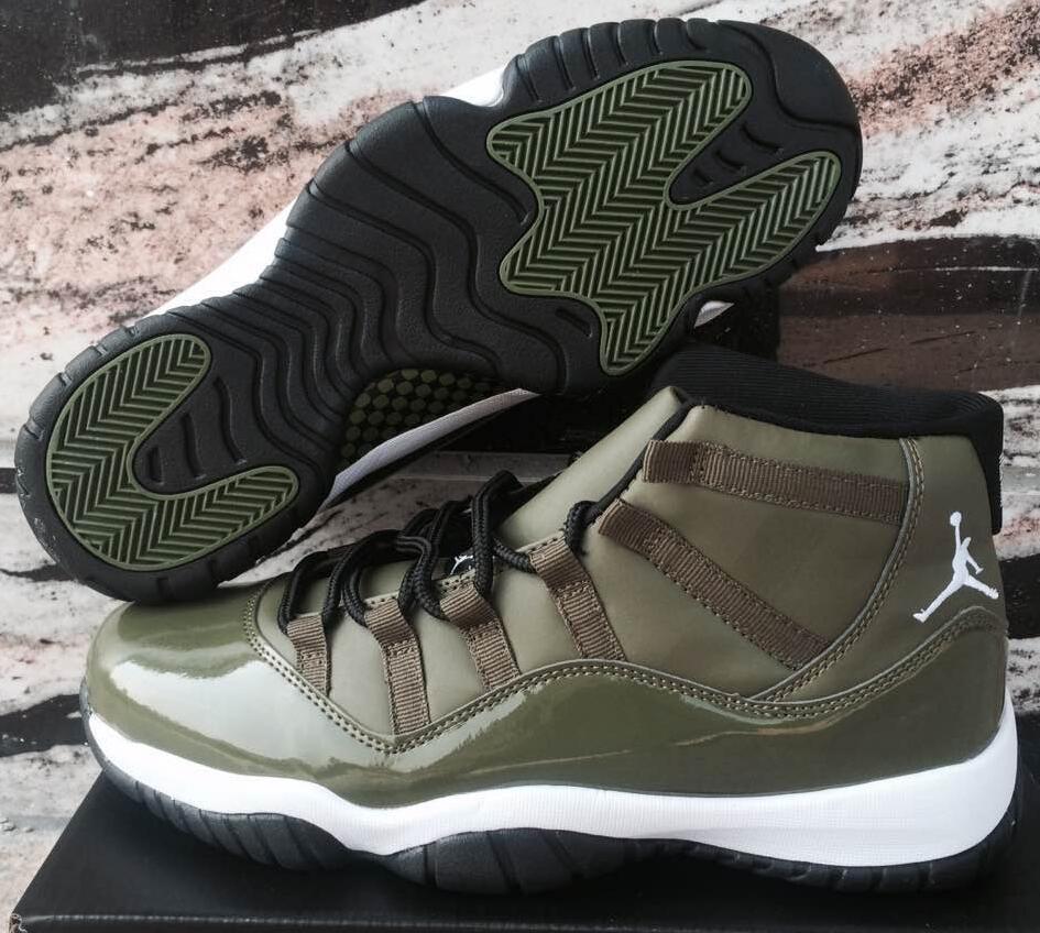 Cheap Air Jordan 11 Moon-landing Limited Edition Retro Men
