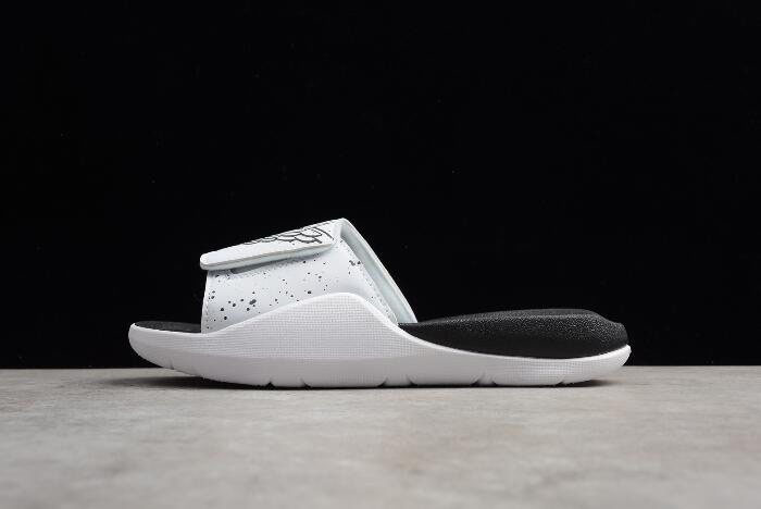 Men's Jordan Hydro 7 White/Black-Sprayed Point AA2517-004