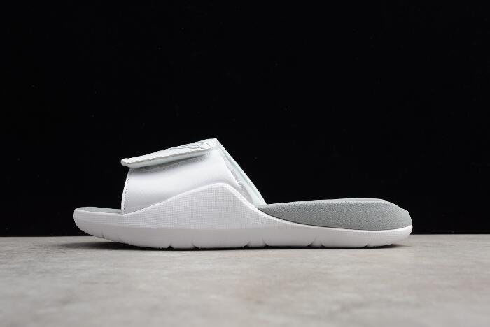 Men's Air Jordan Hydro 7 Slide White/Pure Platinum AA2517-100