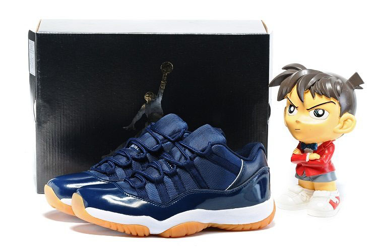 Air Jordan 11 Low Navy Gum Midnight Navy/White-Light Gum Brown 528895-405