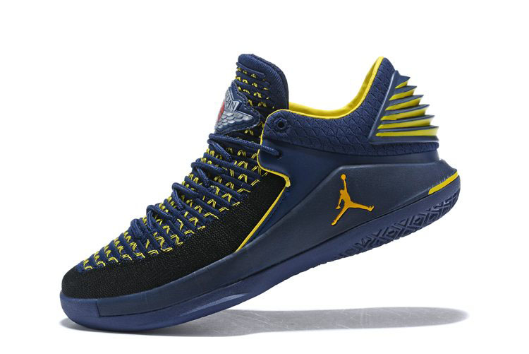 New Air Jordan 32 Low Michigan PE College Navy/Maize Yellow Men's Basketball Shoes