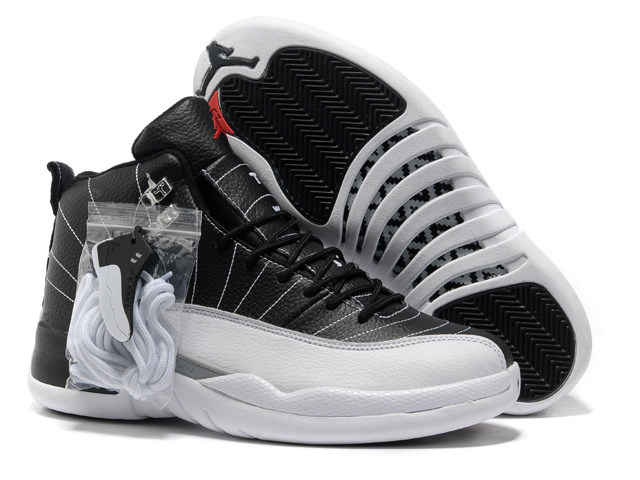Air Jordan 12 "Playoff" Black/White