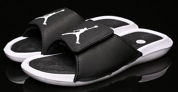Air Jordan RCVR Slide Select Sandals Black / White